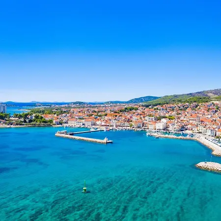 In With Seaview, Terrace, Air Condition, Wifi Vodice