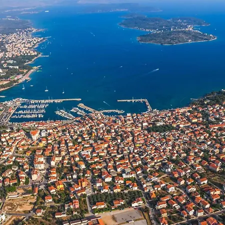 In With Seaview, Terrace, Air Condition, Wifi Vodice