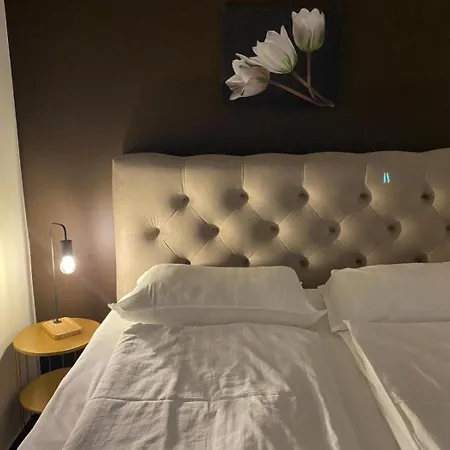 Apartman In With Seaview, Terrace, Air Condition, Wifi Vodice