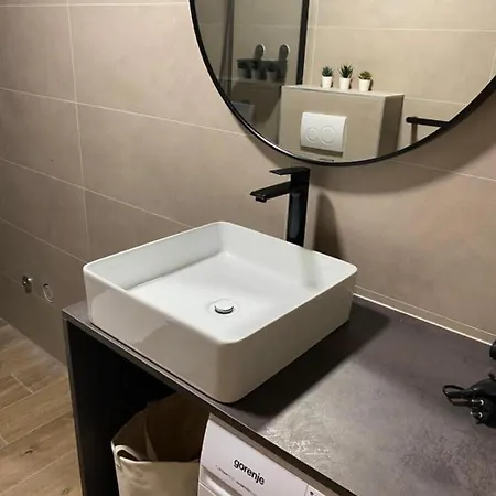 In With Seaview, Terrace, Air Condition, Wifi * Vodice