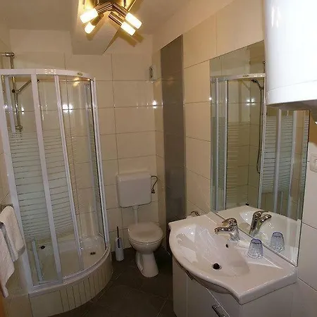 In With Seaview, Terrace, Air Condition, Wifi Vodice