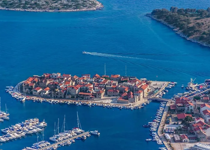 Apartamento In With Seaview, Terrace, Air Condition, Wifi Vodice