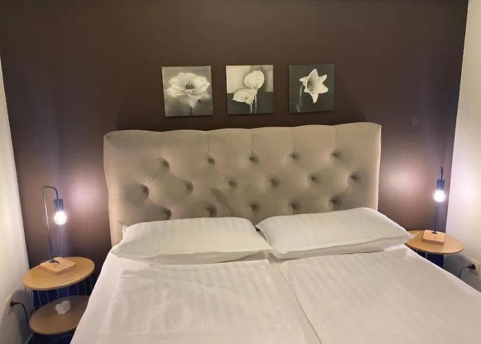 In With Seaview, Terrace, Air Condition, Wifi Apartamento *